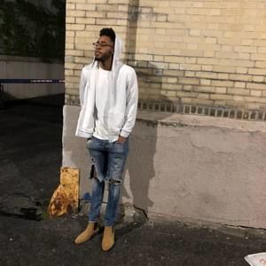 Meet your Posher, Javon